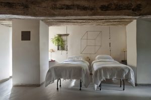 In/Out - OUT/ABOUT: Hotel Monteverdi