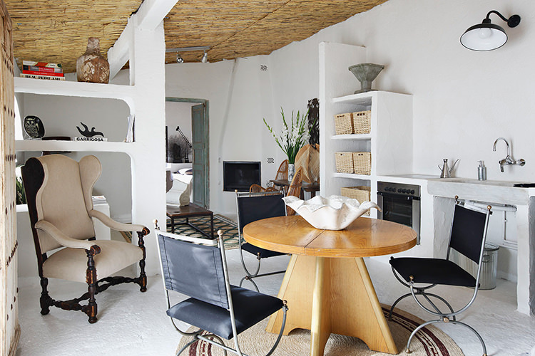 InOut: Serge Castella's Mediterranean Guest House
