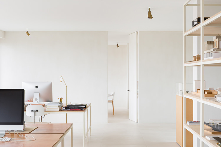 In/Out: Hans Verstuyft Residence and Office