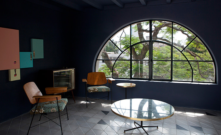 In/Out: Casa Fayette