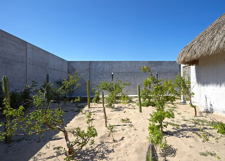 In/Out: 'Casa Wabi' by Tadao Ando on Mexico's coast