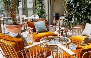 In/Out:HoxtonHotel